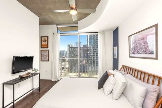 415 Church St Apt 1608, Nashville, TN 37219