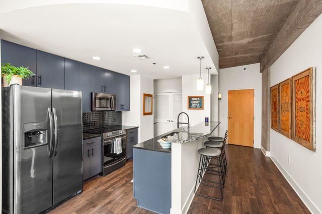415 Church St Apt 1608, Nashville, TN 37219