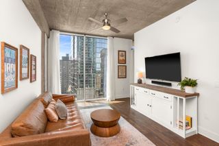 415 Church St Apt 1608, Nashville, TN 37219