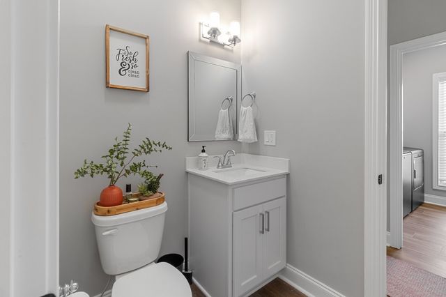 553 Bowden Dr, Clarksville, TN 37043