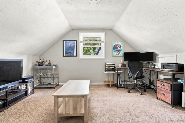 10607 Lowry Place, Aurora, CO 80010