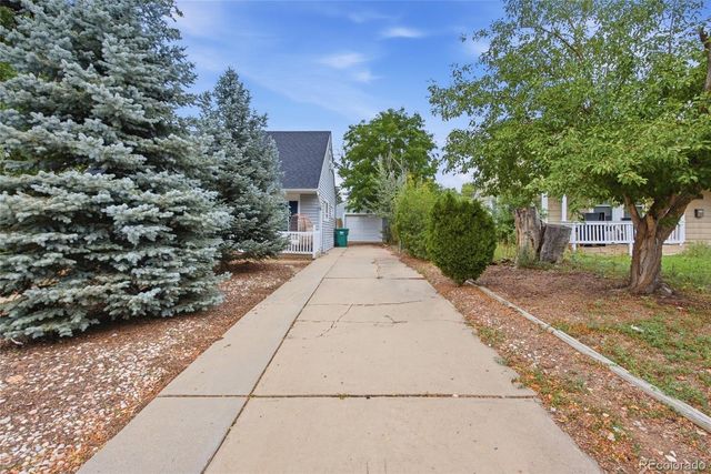 10607 Lowry Place, Aurora, CO 80010