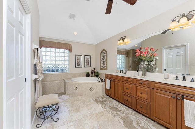 290 ROTONDA BOULEVARD E, Rotonda West, FL 33947