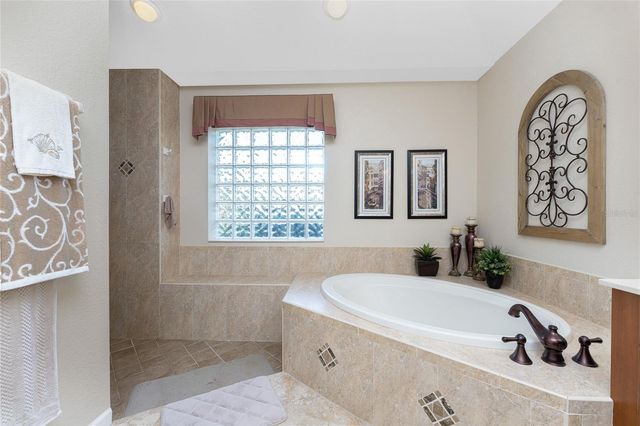 290 ROTONDA BOULEVARD E, Rotonda West, FL 33947