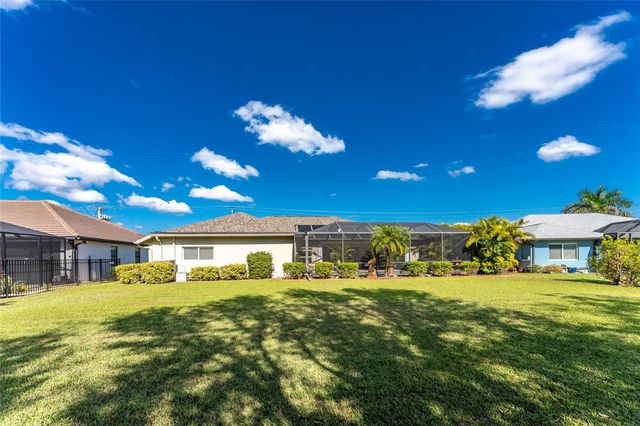 290 ROTONDA BOULEVARD E, Rotonda West, FL 33947