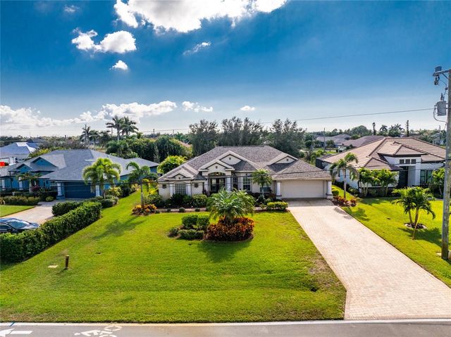 290 ROTONDA BOULEVARD E, Rotonda West, FL 33947