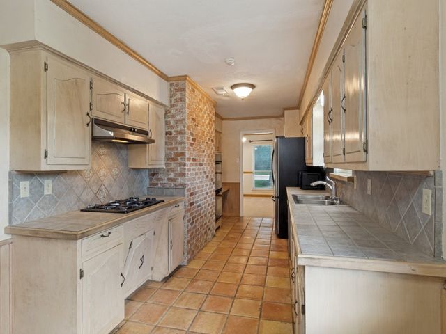 13607 Rolling Hills Lane, Dallas, TX 75240