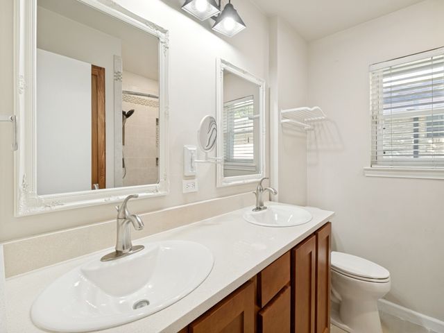 13607 Rolling Hills Lane, Dallas, TX 75240