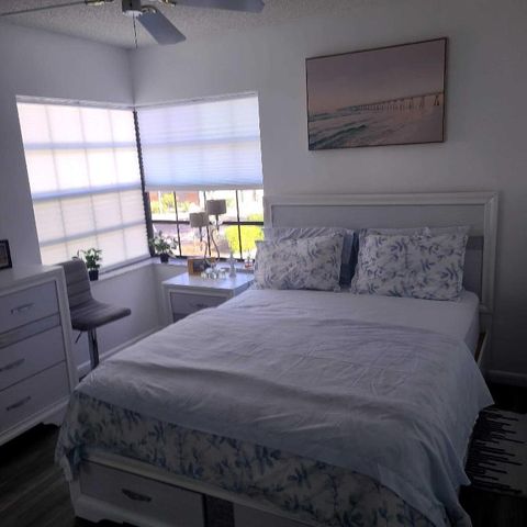 5267 Europa Drive N, Boynton Beach, FL 33437