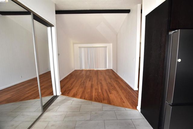 5551 Guadalupe Ct, Concord, CA 94521
