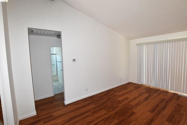 5551 Guadalupe Ct, Concord, CA 94521