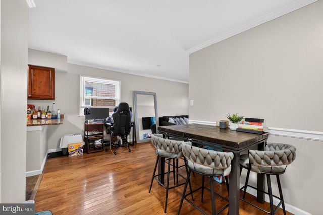 2406 TOWNSHIP LINE, Havertown, PA 19083