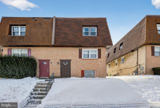 2406 TOWNSHIP LINE, Havertown, PA 19083