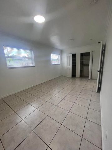 3300 SW 32ND Court, West Park, FL 33023