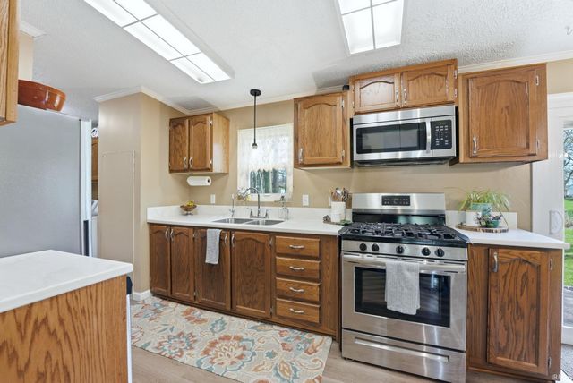 3410 N Pressler Drive, Warsaw, IN 46582