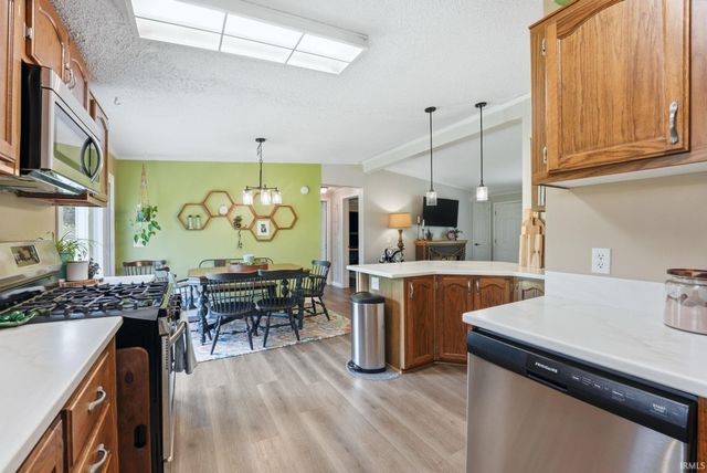 3410 N Pressler Drive, Warsaw, IN 46582