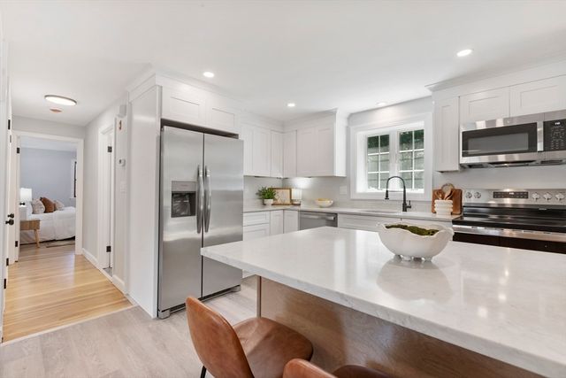 14 Brown Drive, Walpole, MA 02081