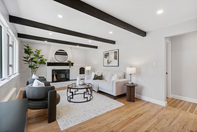 14 Brown Drive, Walpole, MA 02081
