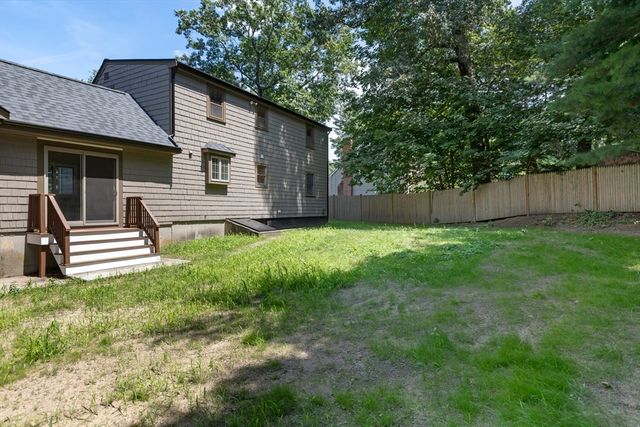 14 Brown Drive, Walpole, MA 02081