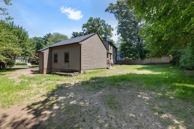14 Brown Drive, Walpole, MA 02081