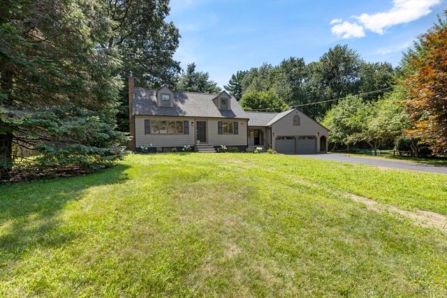 14 Brown Drive, Walpole, MA 02081