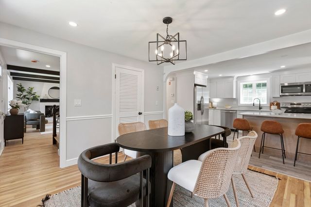 14 Brown Drive, Walpole, MA 02081