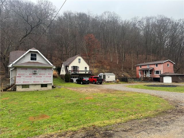 819 Howes Run Rd, Fawn Twp, PA 15084
