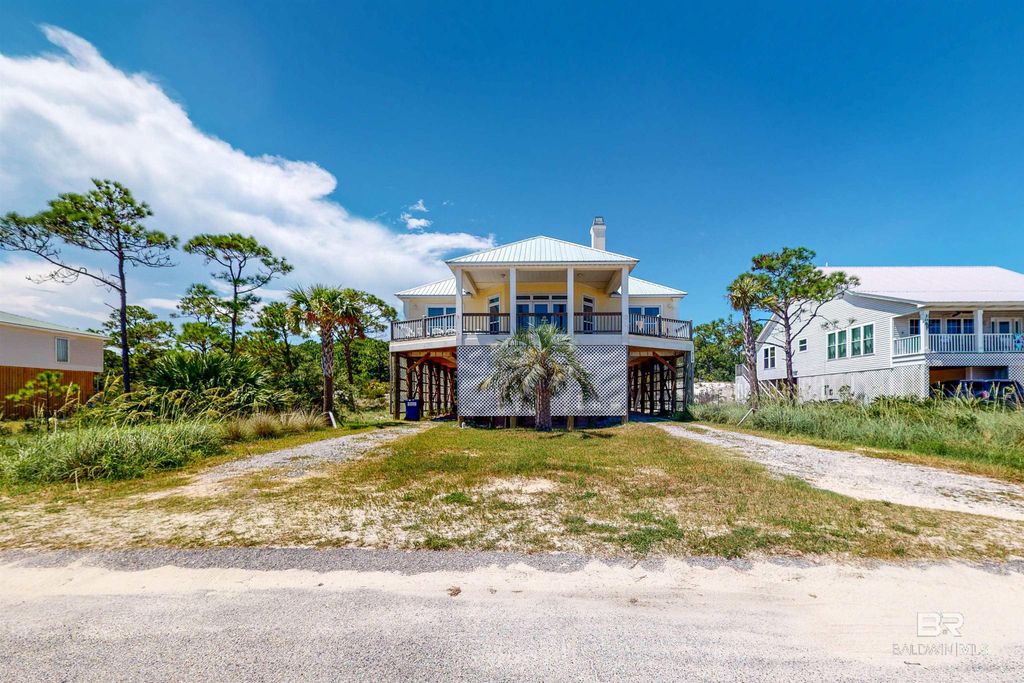 310 Audubon Place, Dauphin Island, AL 36528