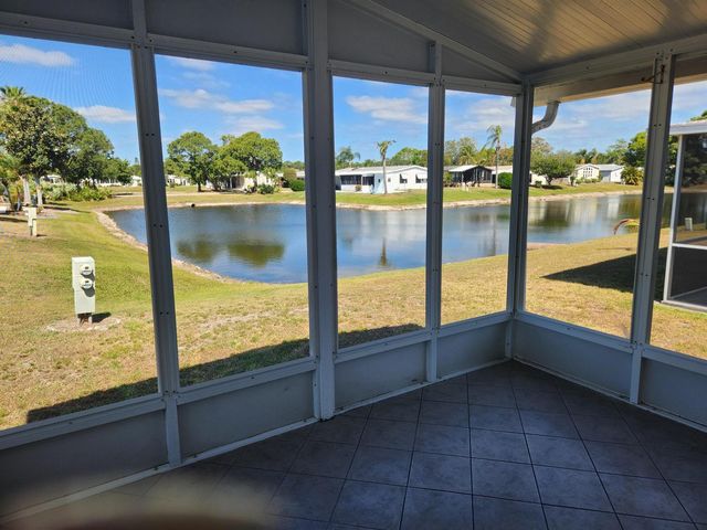 8215 Caper Lane, Port St. Lucie, FL 34952