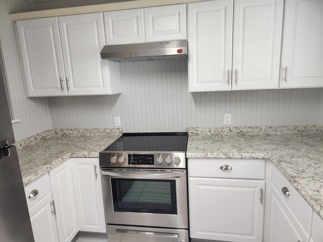 8215 Caper Lane, Port St. Lucie, FL 34952