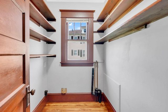 157 Sunnymeade Ave, Chicopee, MA 01020