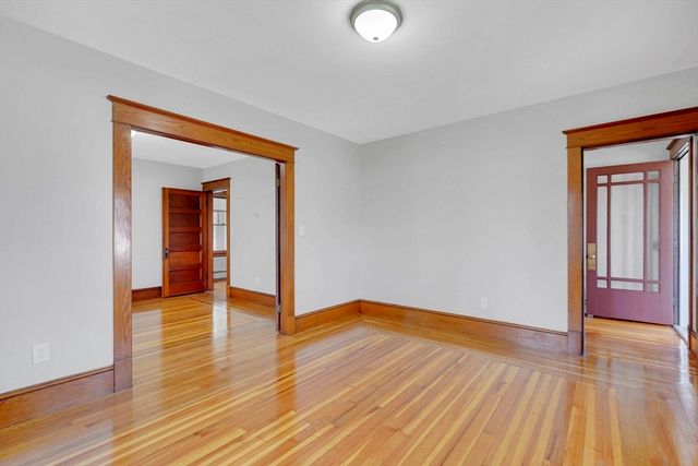 157 Sunnymeade Ave, Chicopee, MA 01020