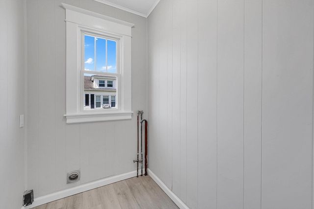 157 Sunnymeade Ave, Chicopee, MA 01020