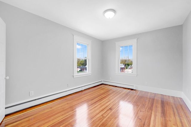 157 Sunnymeade Ave, Chicopee, MA 01020