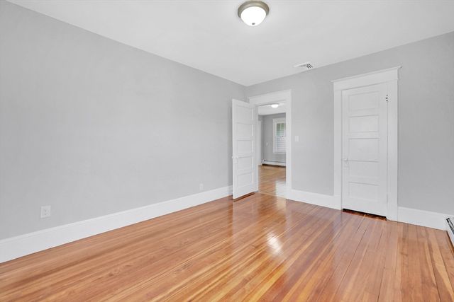 157 Sunnymeade Ave, Chicopee, MA 01020