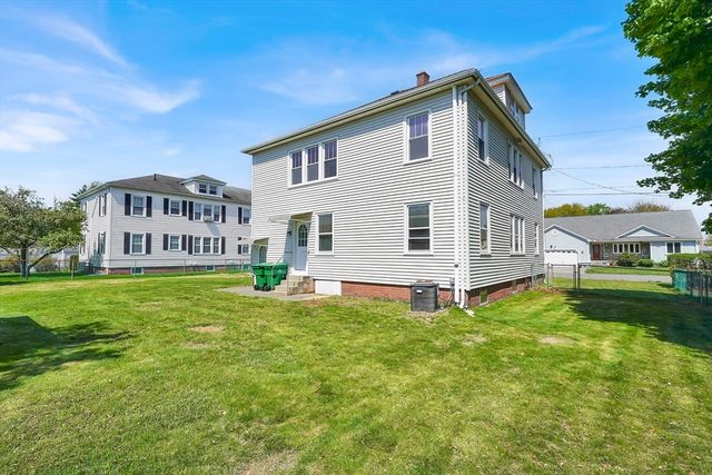 157 Sunnymeade Ave, Chicopee, MA 01020