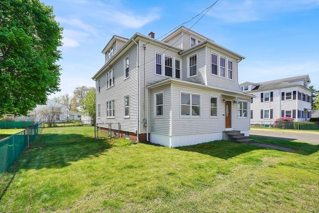 157 Sunnymeade Ave, Chicopee, MA 01020