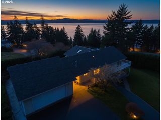 93961 BRIDGE VIEW Ln, North Bend, OR 97459