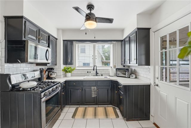 222 E Sheridan Ave, New Castle, PA 16105