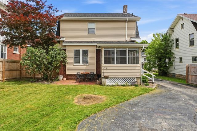 222 E Sheridan Ave, New Castle, PA 16105