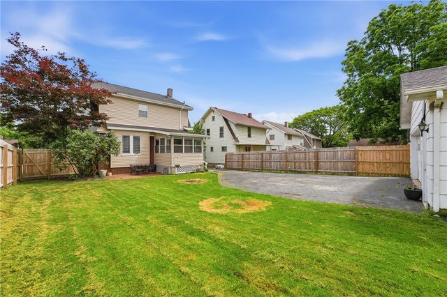 222 E Sheridan Ave, New Castle, PA 16105