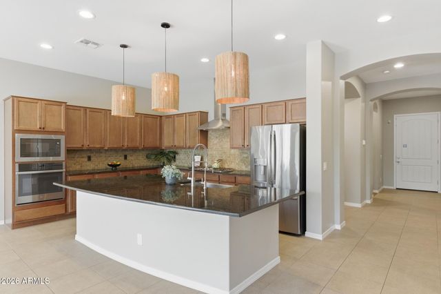 41301 W SUSSEX Drive, Maricopa, AZ 85138