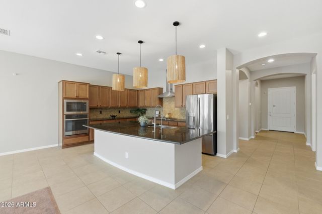 41301 W SUSSEX Drive, Maricopa, AZ 85138