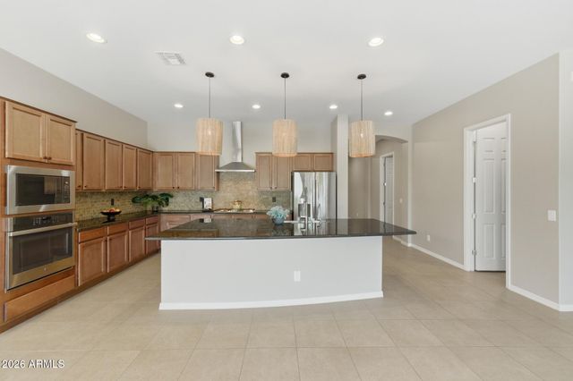 41301 W SUSSEX Drive, Maricopa, AZ 85138