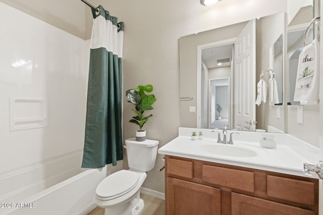 41301 W SUSSEX Drive, Maricopa, AZ 85138