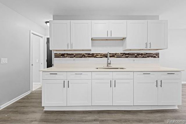 19925 Winthrop Street, Detroit, MI 48235