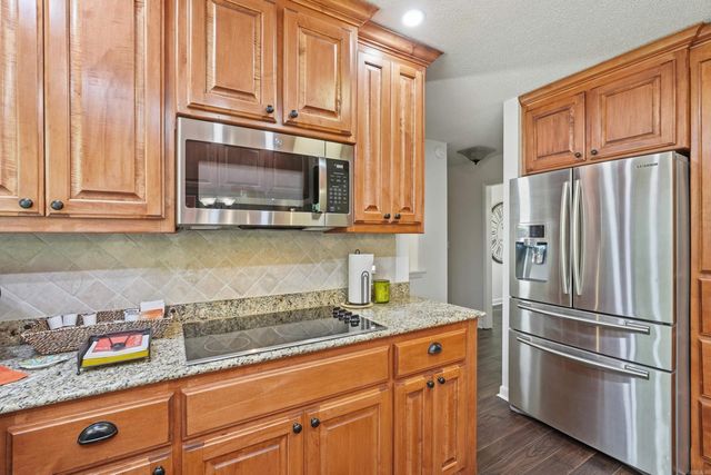107 Hillside Drive, Fairfield Bay, AR 72088