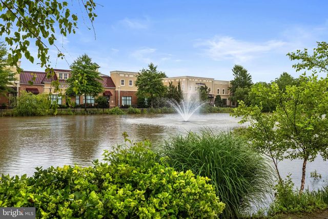 2607 CHAPEL LAKE DR #203, Gambrills, MD 21054