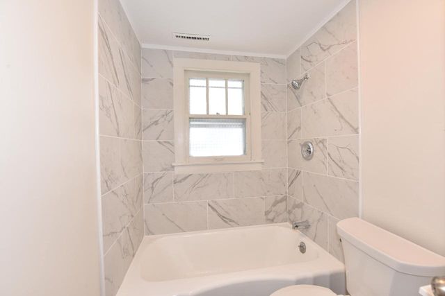 207 S Harrison STREET, Delavan, WI 53115