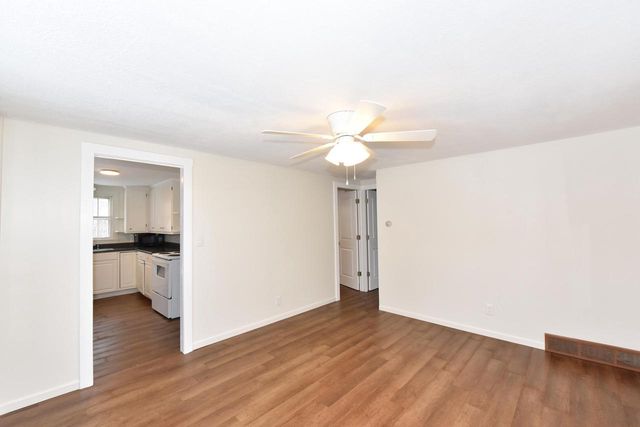 207 S Harrison STREET, Delavan, WI 53115